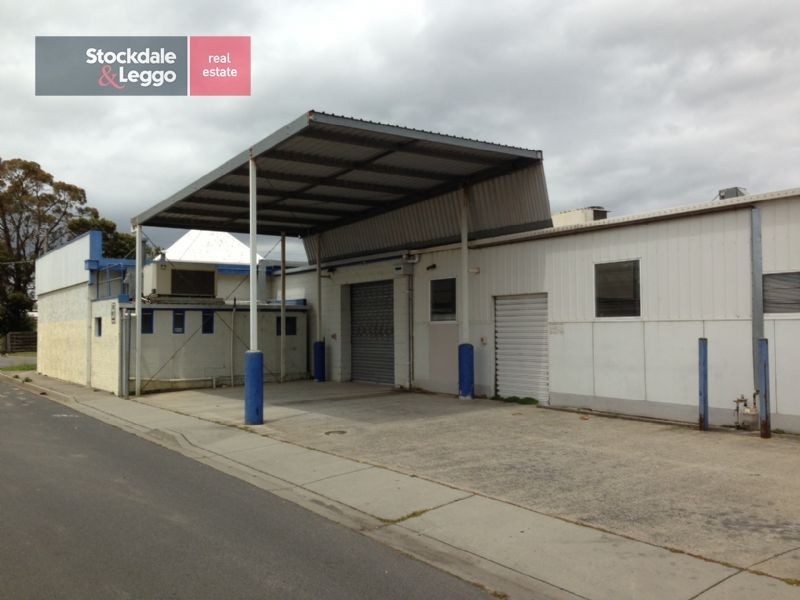 2 Linton Avenue, Moe VIC 3825