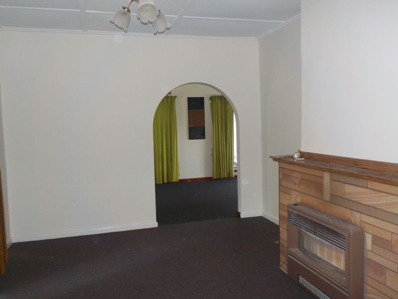 8 Kingsford Street, Moe VIC 3825