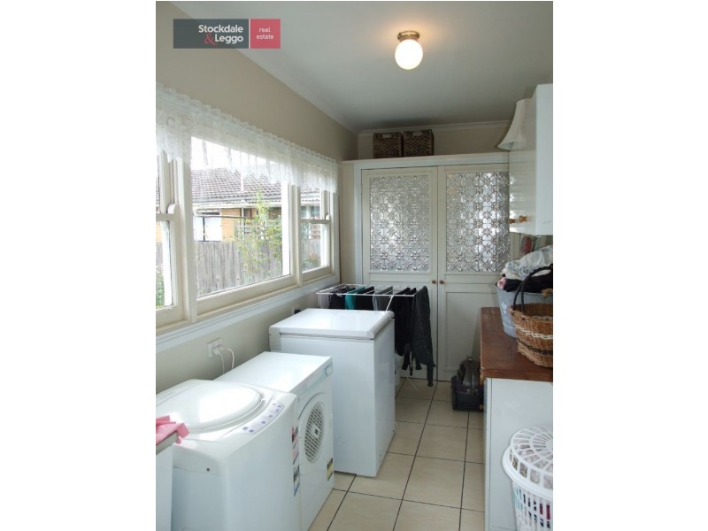 2 Mervyn Street, Moe VIC 3825