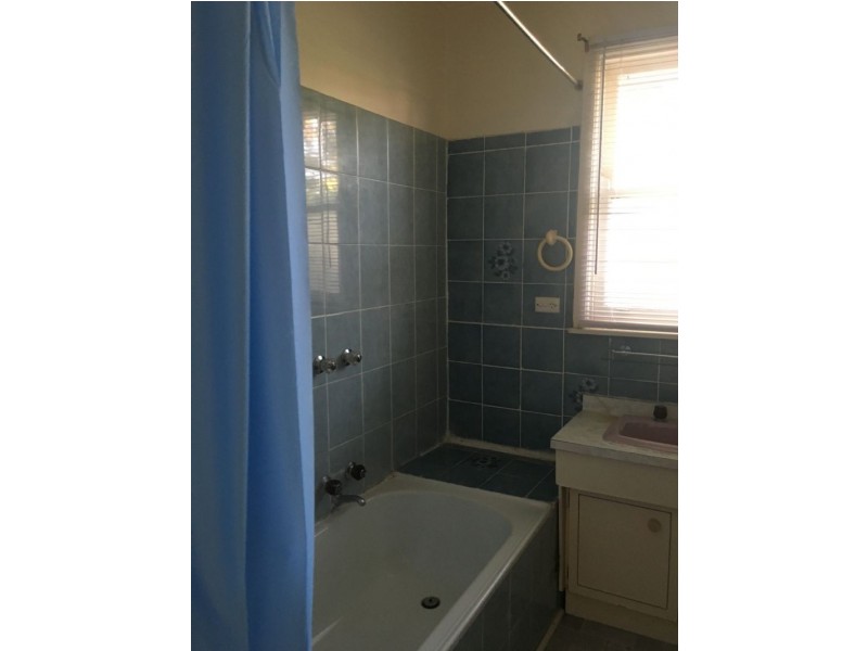 107 Service Road, Moe VIC 3825