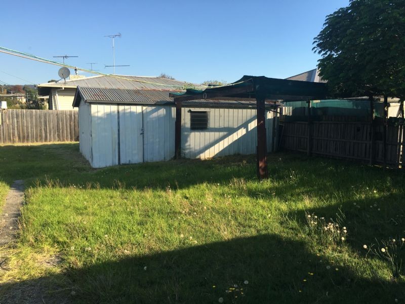 107 Service Road, Moe VIC 3825