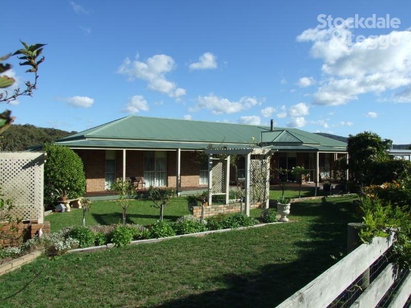 113 Donelan Drive, Hernes Oak VIC 3825
