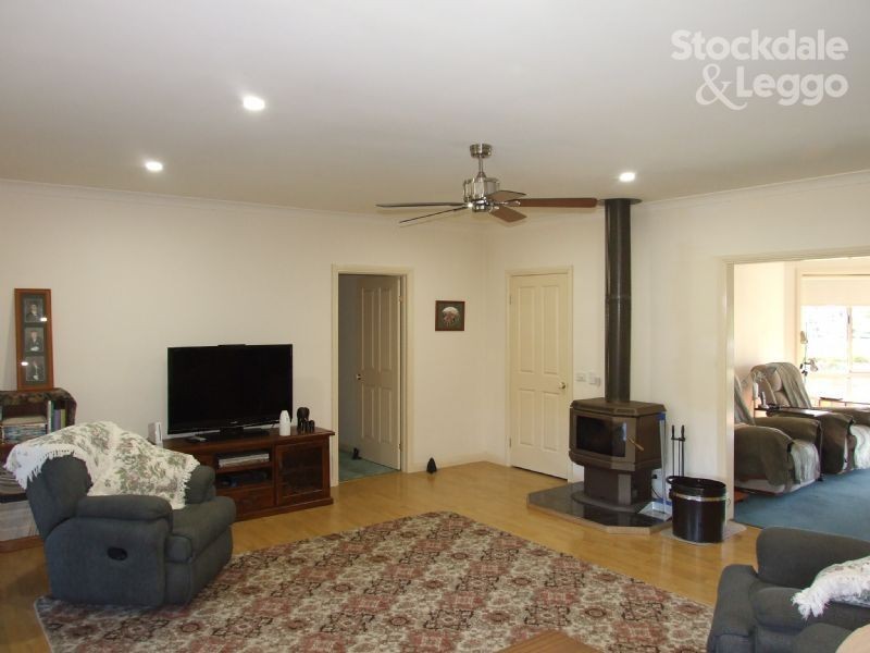 113 Donelan Drive, Hernes Oak VIC 3825