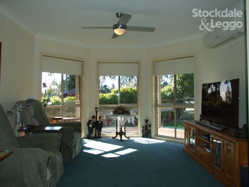 113 Donelan Drive, Hernes Oak VIC 3825
