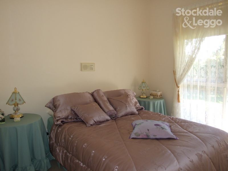 113 Donelan Drive, Hernes Oak VIC 3825