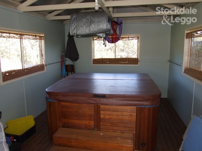 113 Donelan Drive, Hernes Oak VIC 3825