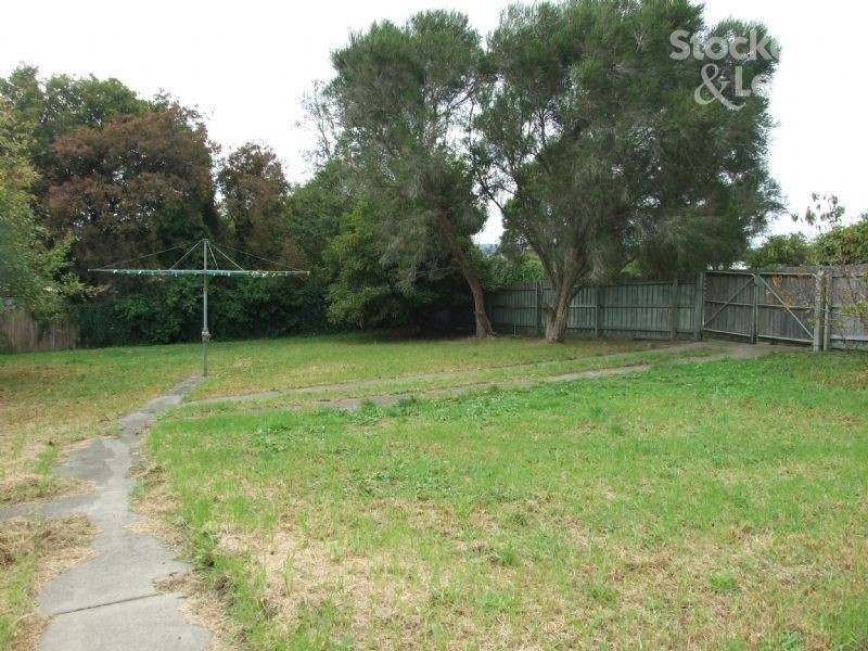 26 Hampton Street, Moe VIC 3825