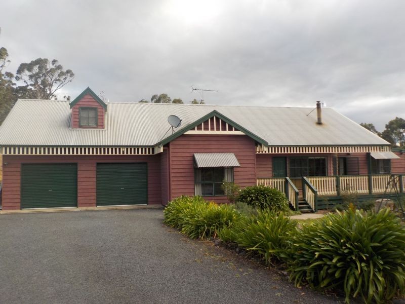 51 Donelan Drive, Hernes Oak VIC 3825