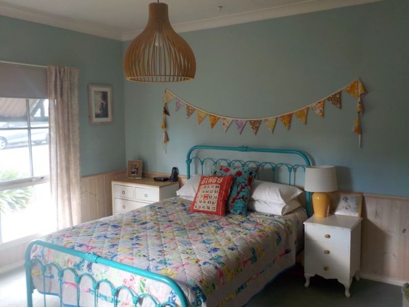 51 Donelan Drive, Hernes Oak VIC 3825