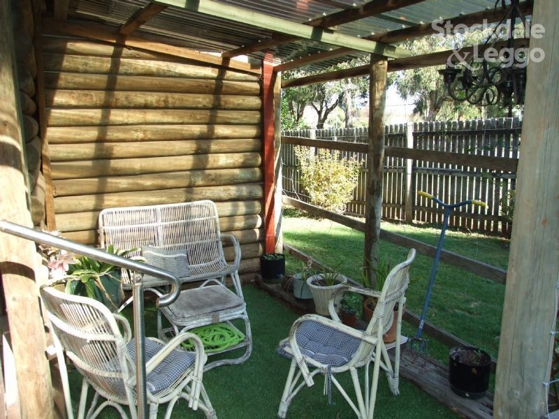2 Jordan Court, Rawson VIC 3825
