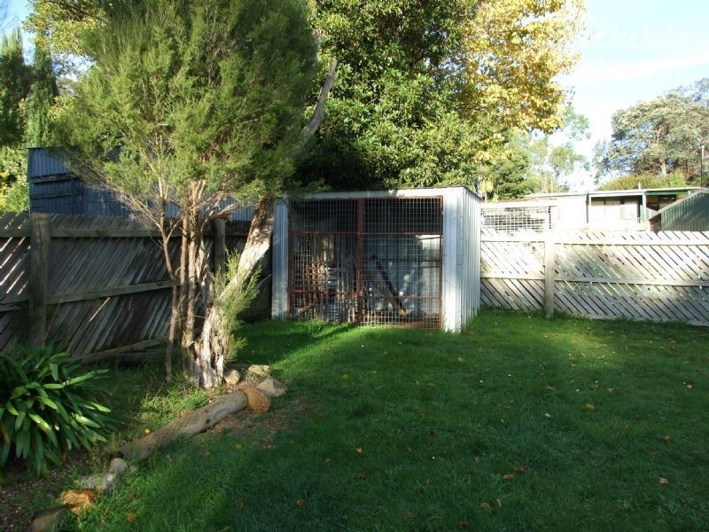 11 Pinnacle Dive, Rawson VIC 3825