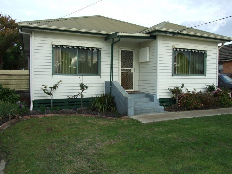 42 Chamberlain Road, Newborough VIC 3825
