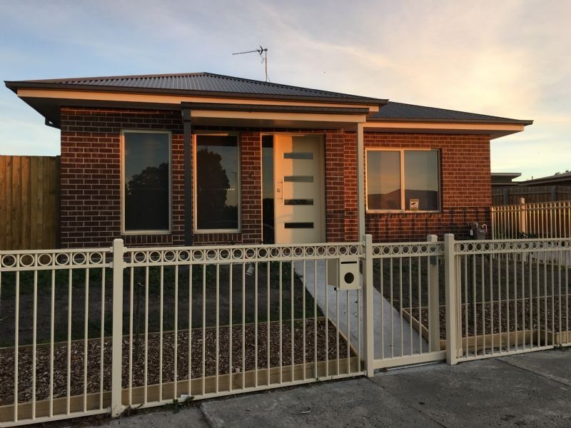 1/27 Victoria Street, Moe VIC 3825