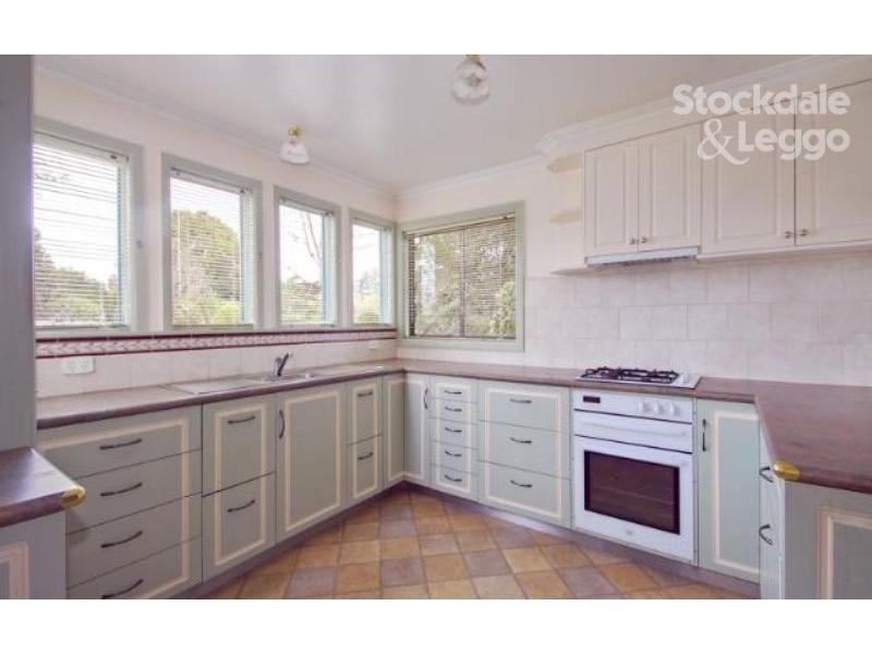 68 Hennessey Street, Moe VIC 3825