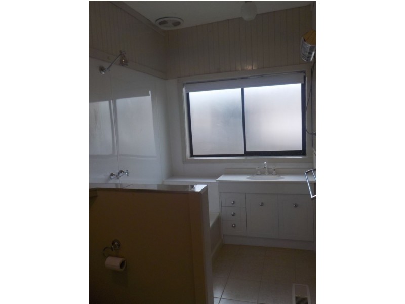 21 Harold Street, Moe VIC 3825