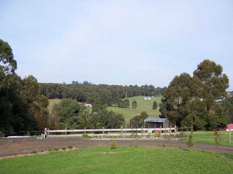 8 Jepson Court, Mirboo North VIC 3871