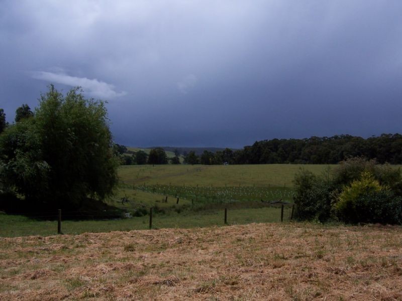 18 Balding Street, Mirboo North VIC 3871