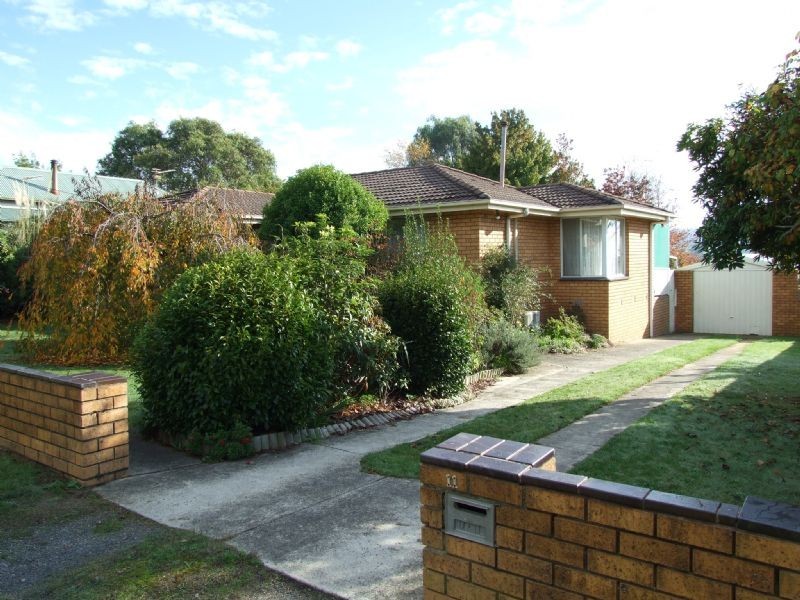 11 Couper Street, Mirboo North VIC 3871