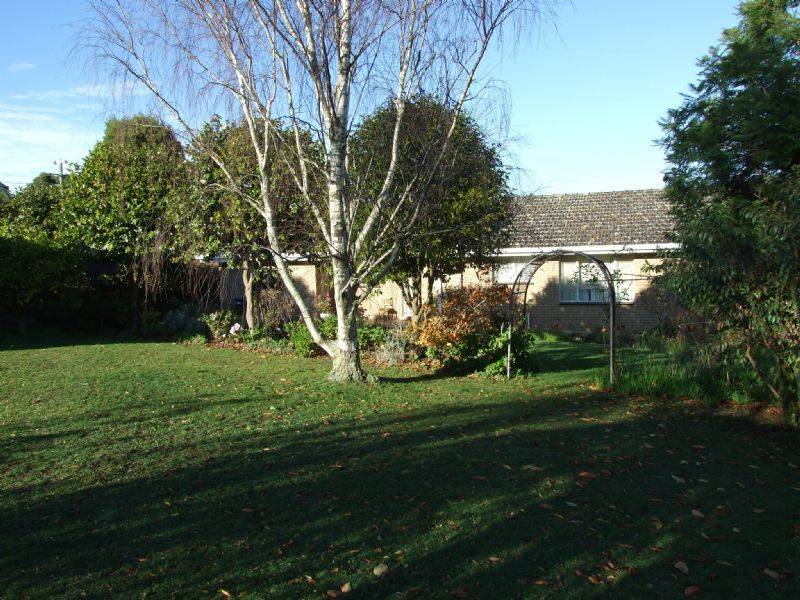 9 Scarlett Street, Mirboo North VIC 3871