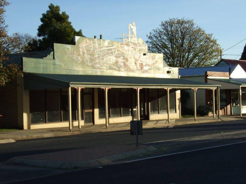 46 Ridgway, Mirboo North VIC 3871