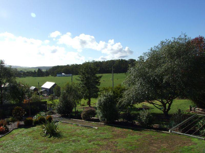 15 Bourke Street, Mirboo North VIC 3871