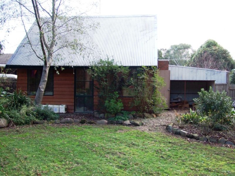 3-5 Bastin Street, Boolarra VIC 3870