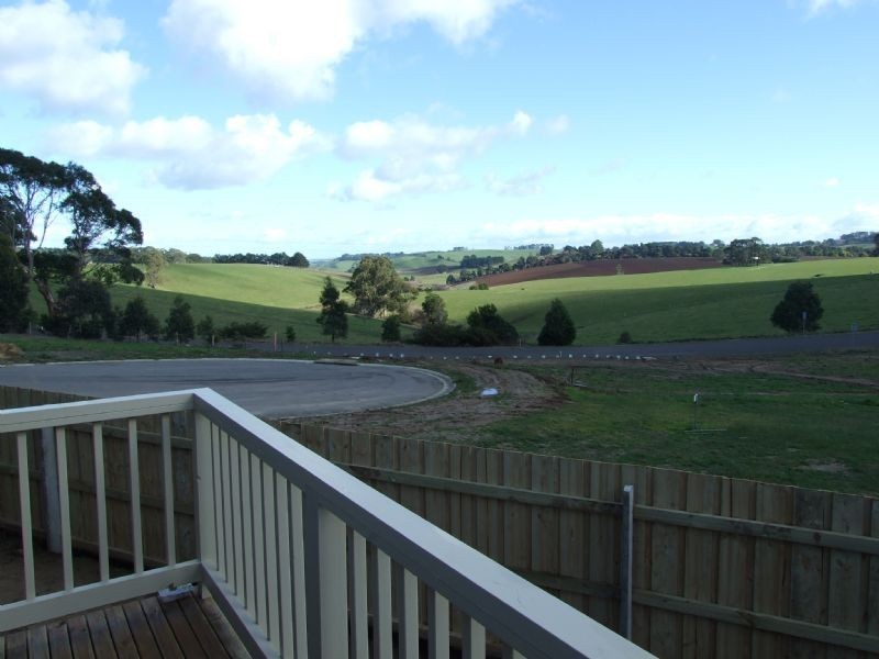 A/8 Eldon Court, Mirboo North VIC 3871