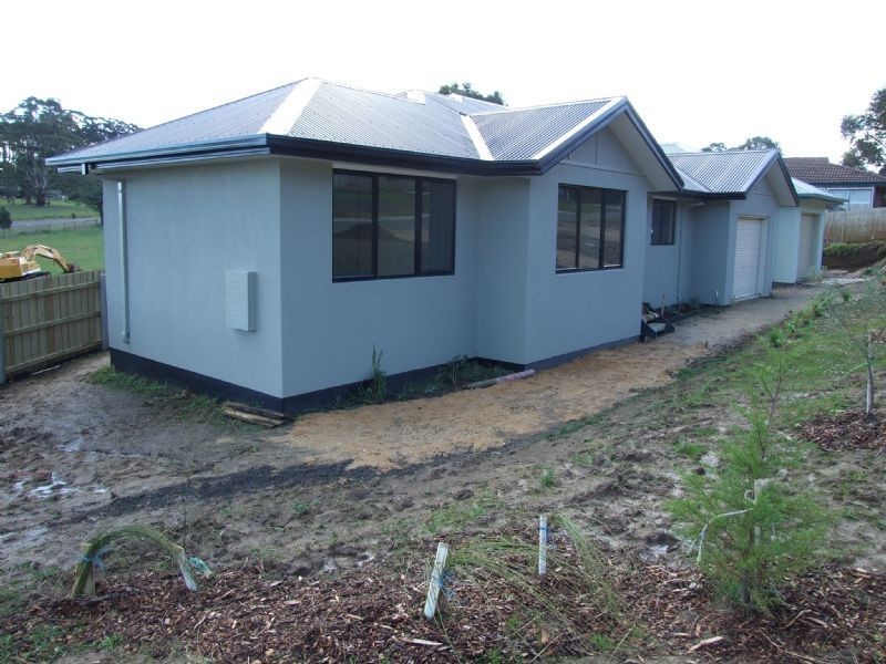 A/8 Eldon Court, Mirboo North VIC 3871