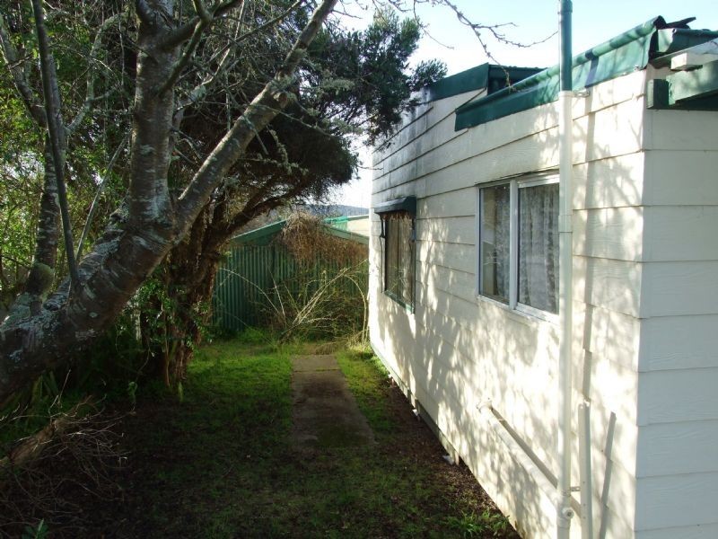 16 Bourke Street, Mirboo North VIC 3871