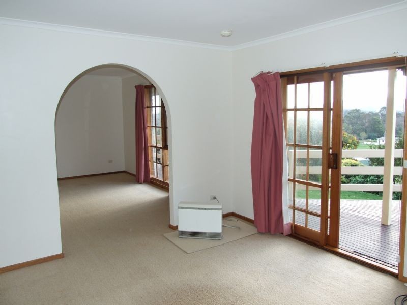 42 Murray Street, Mirboo North VIC 3871