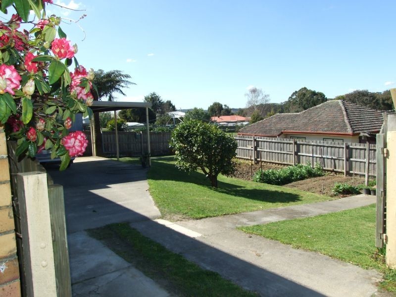 16 Baths Road, Mirboo North VIC 3871