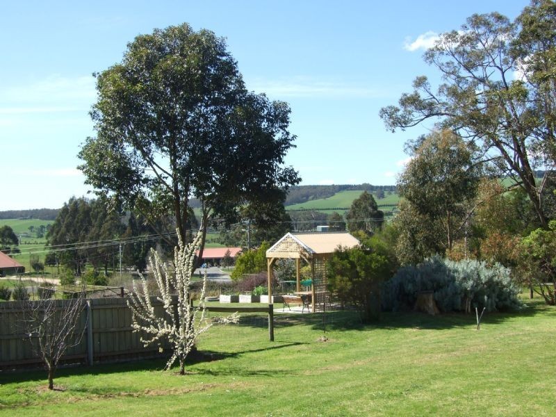 5 Church Street, Boolarra VIC 3870