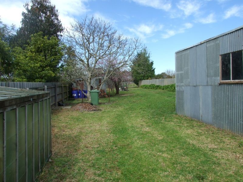 20 Ridgway, Mirboo North VIC 3871