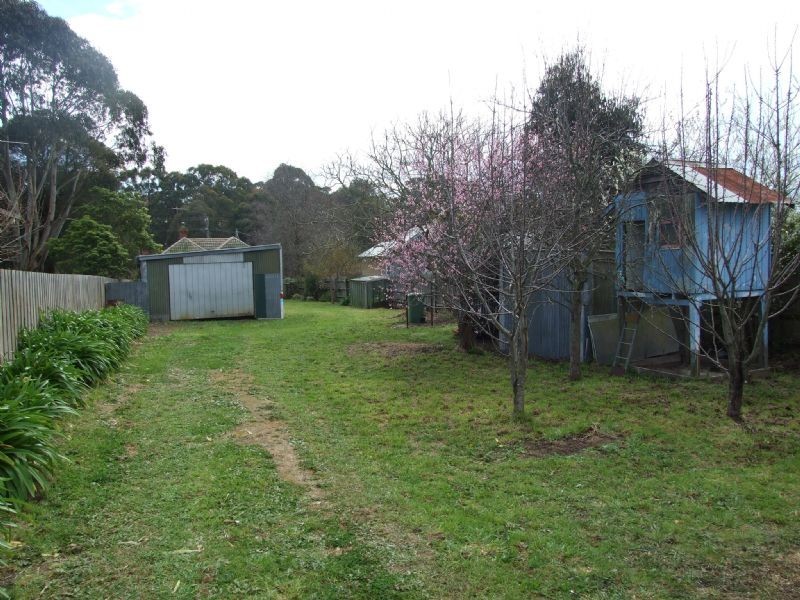 20 Ridgway, Mirboo North VIC 3871