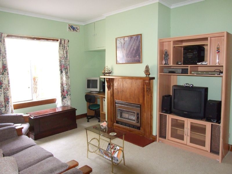 20 Ridgway, Mirboo North VIC 3871