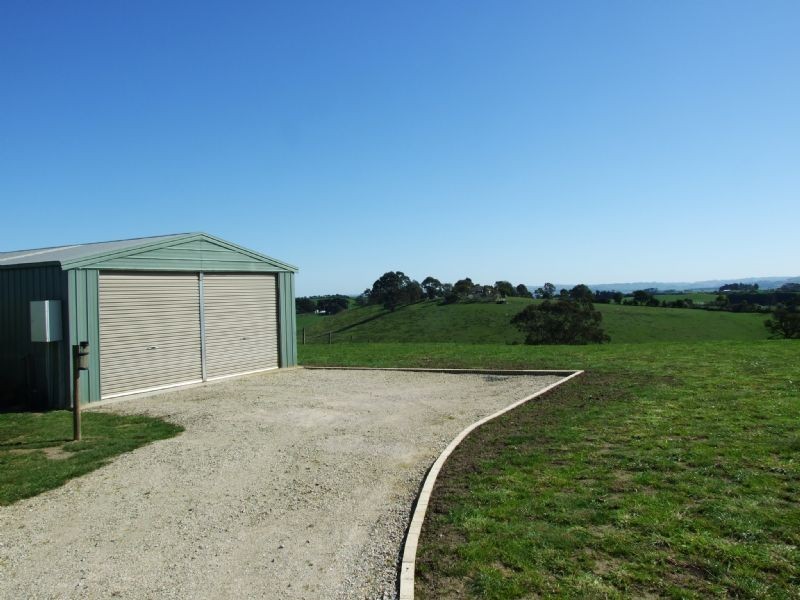 233 Holmes Road, Berrys Creek VIC 3953
