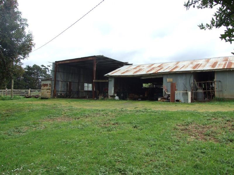 170 Old Nicholls Road, Mirboo North VIC 3871