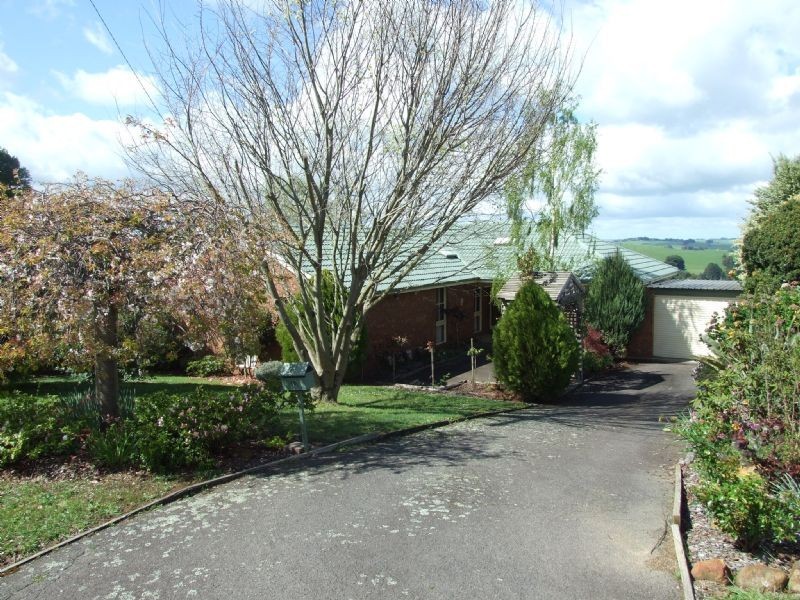 16-18 Farmer Street, Mirboo North VIC 3871