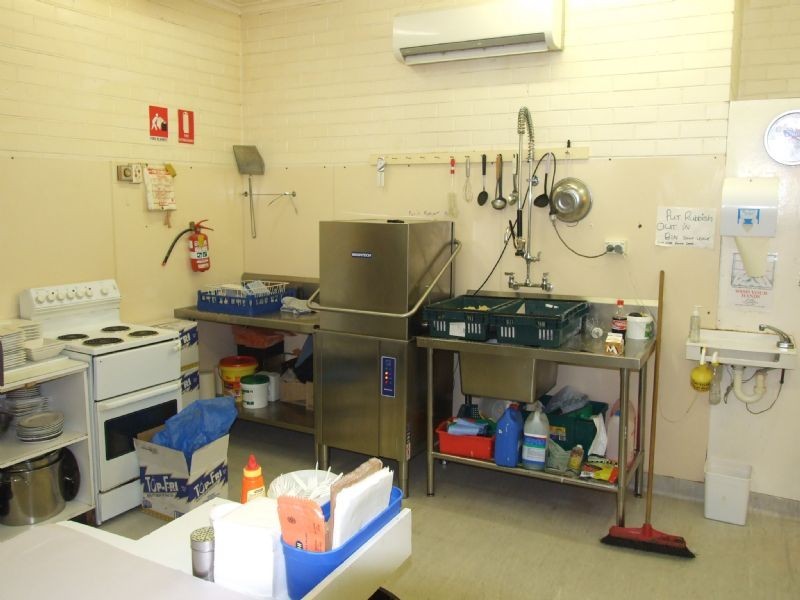 75 Ridgway, Mirboo North VIC 3871