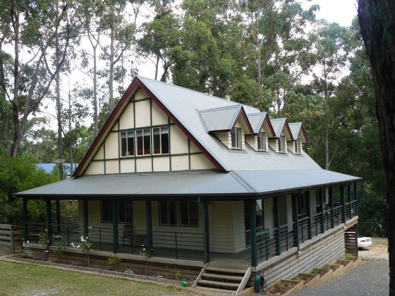 23 Wells Road, Mirboo North VIC 3871