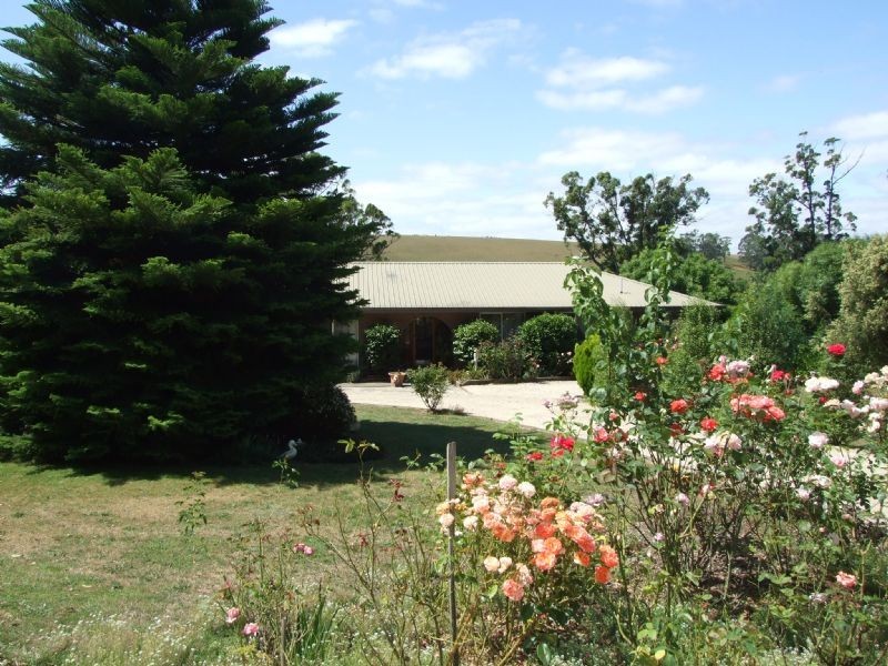 1 Elizabeth Court, Mirboo North VIC 3871