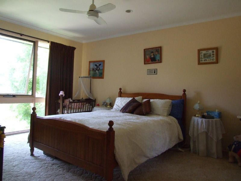 1 Elizabeth Court, Mirboo North VIC 3871