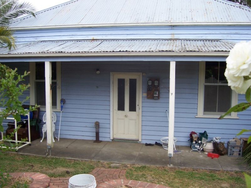 7 Brennan Street, Mirboo North VIC 3871