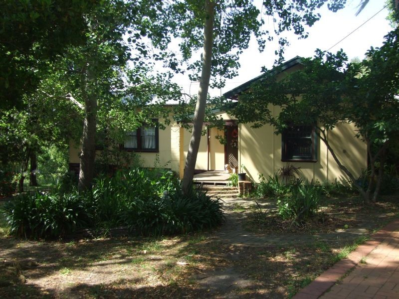 22 Giles Street, Mirboo North VIC 3871