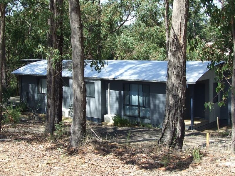 7 Wells Road, Mirboo North VIC 3871