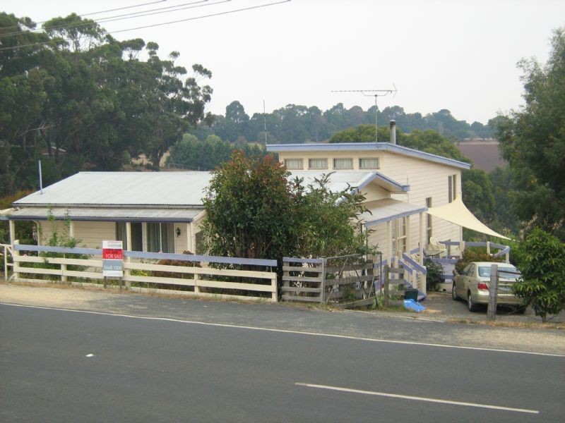 8 Grandridge East Road, Mirboo North VIC 3871