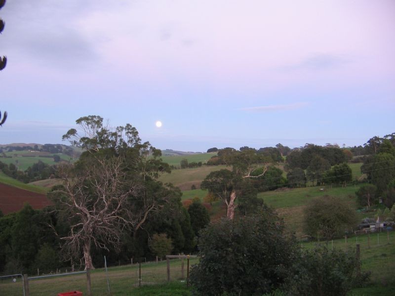 8 Grandridge East Road, Mirboo North VIC 3871