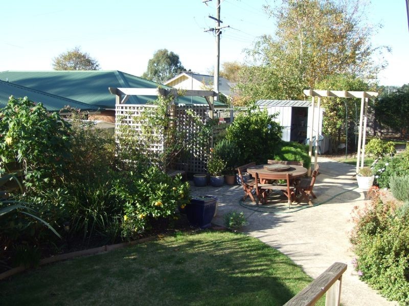 4 Pincini Street, Mirboo North VIC 3871