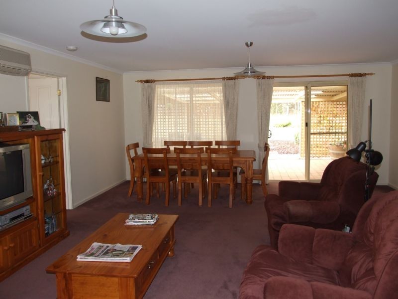 20 Golf Links Drive, Mirboo North VIC 3871