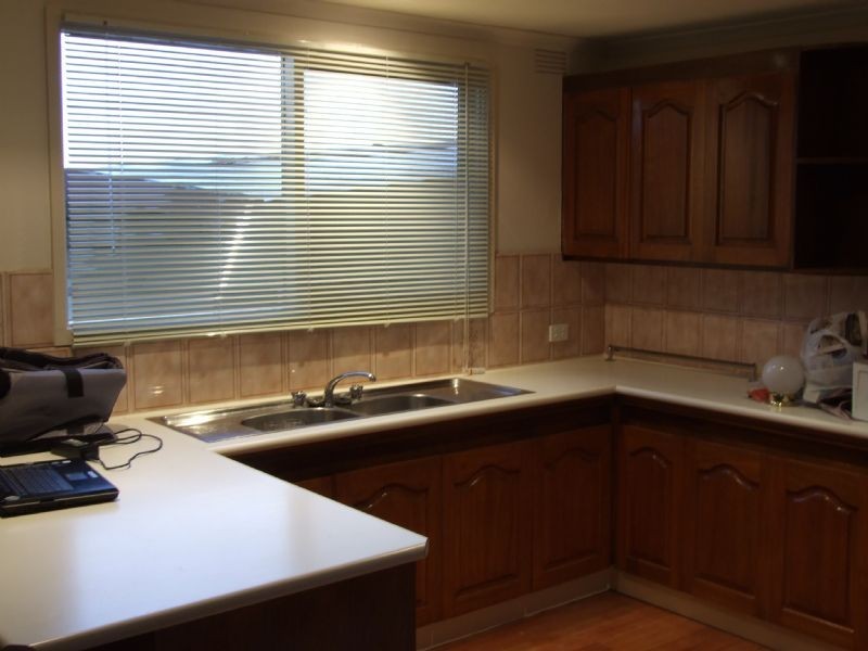 13 Farmer Street, Mirboo North VIC 3871